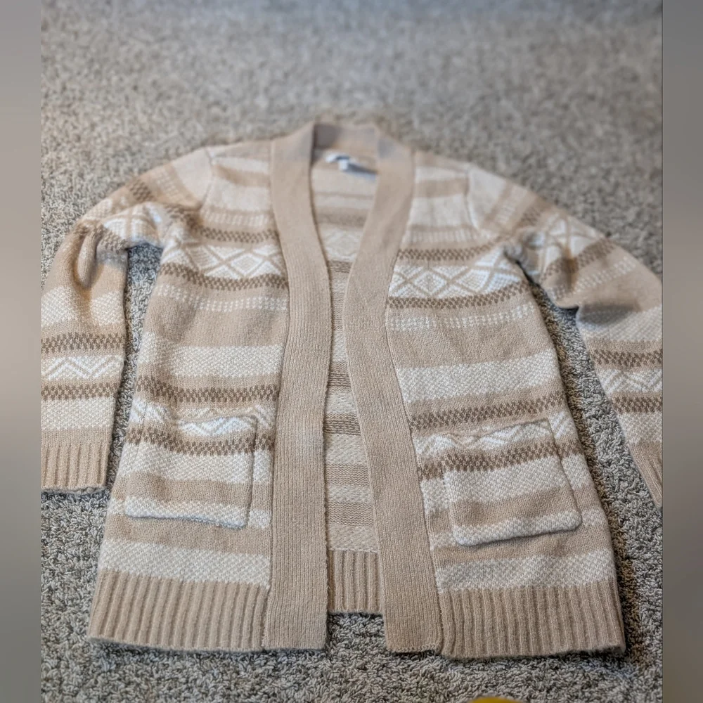 5/$20 Maurice's Cardigan